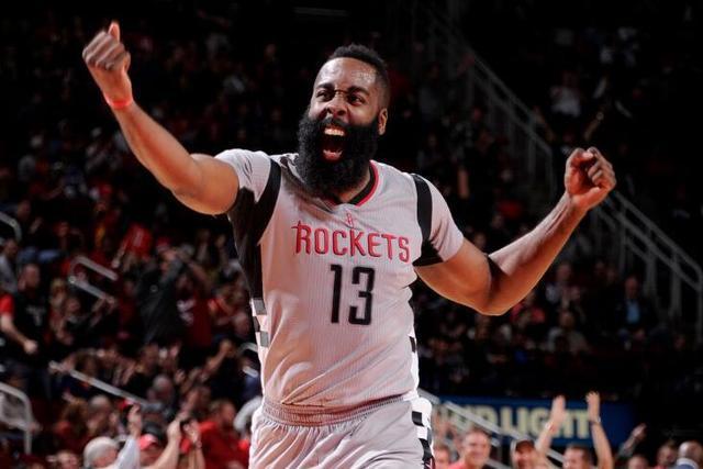 布莱德索41+7+6上海轻取北京总分1-0 方硕23分